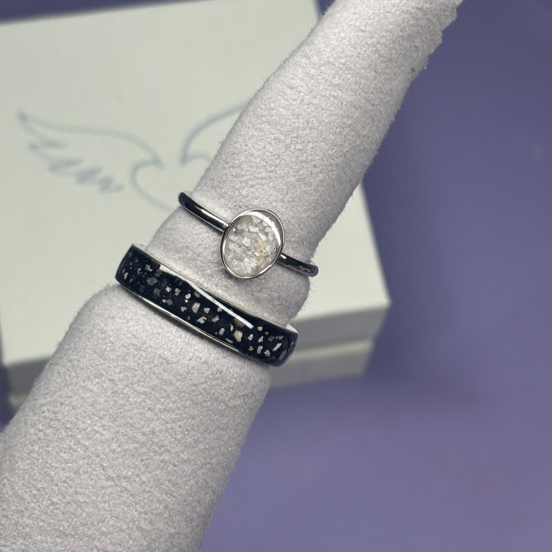 Hingekee mälestussõrmused Oreon ja Zoe.jpeg