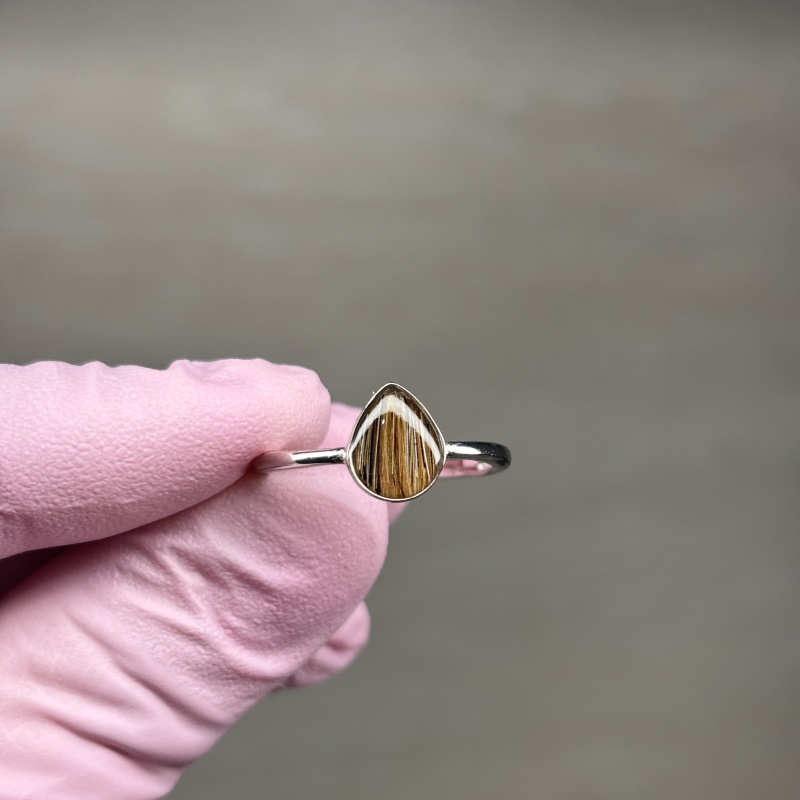 tilgakujuline sõrmus 6x8mm hingekee.JPG